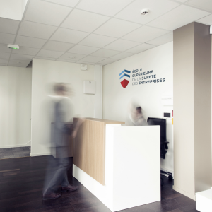 hall d'entrée de l'école supérieure de la sécurité des entreprises